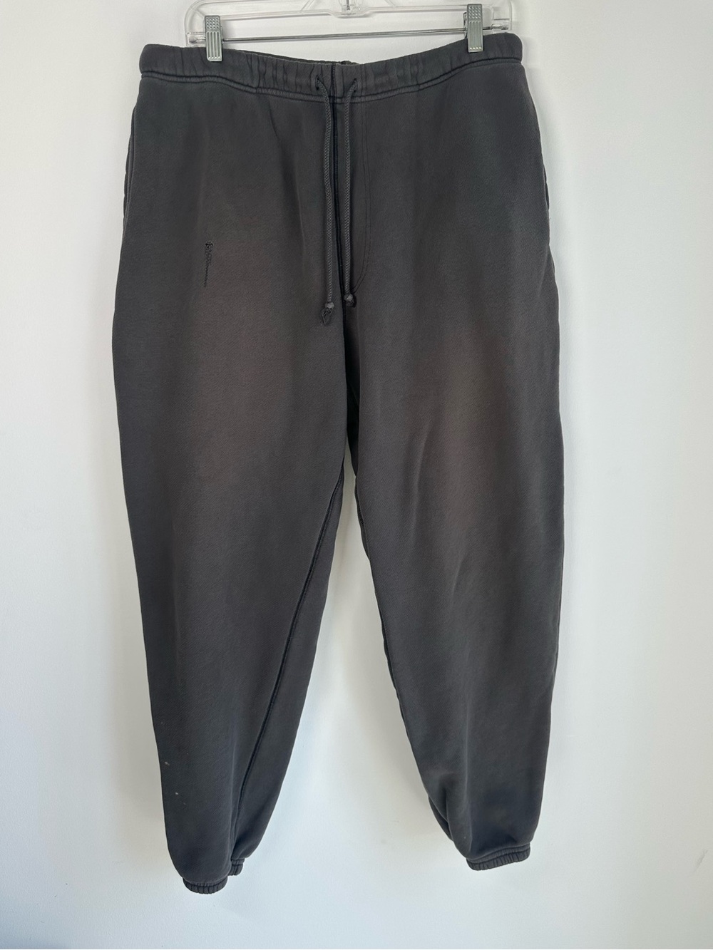 Elwood Organic Cotton Sweatpants XXL Charcoal Gray Distressed Joggers